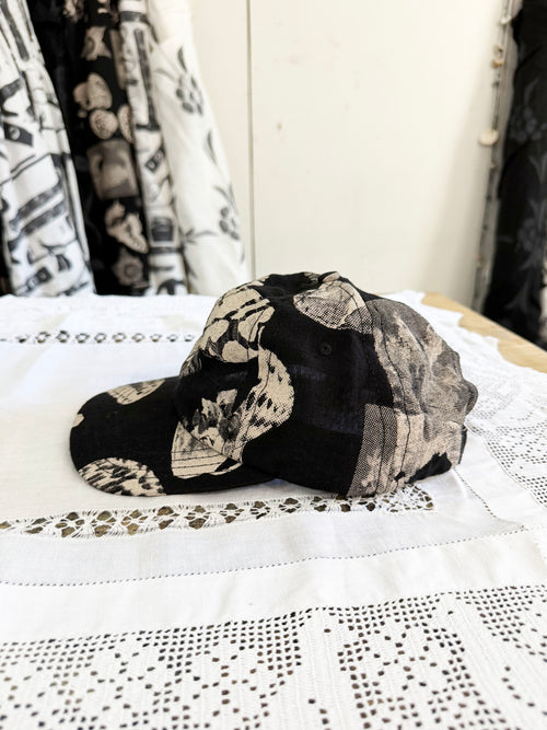 Dark Nature linen cap