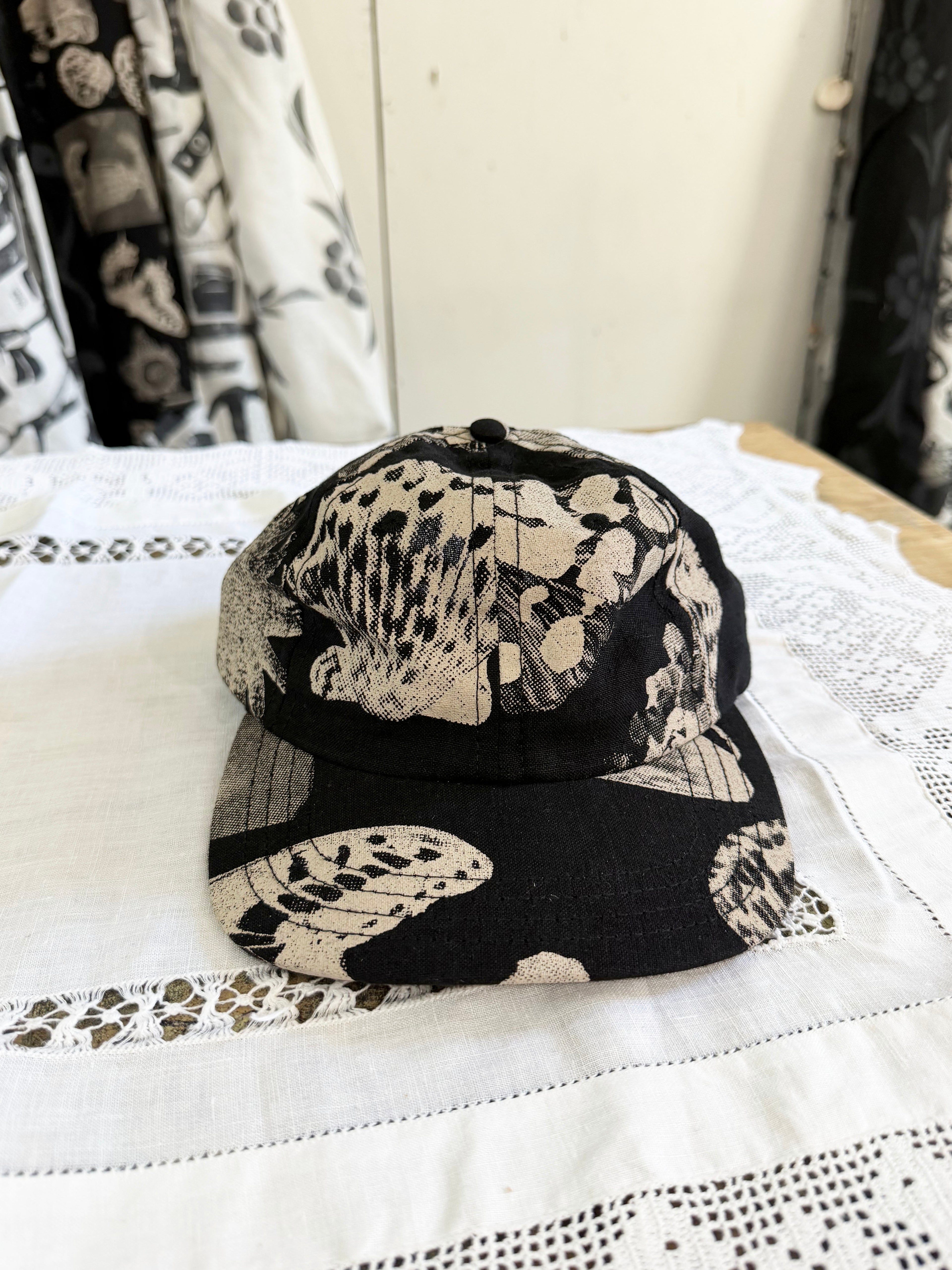 Dark Nature linen cap