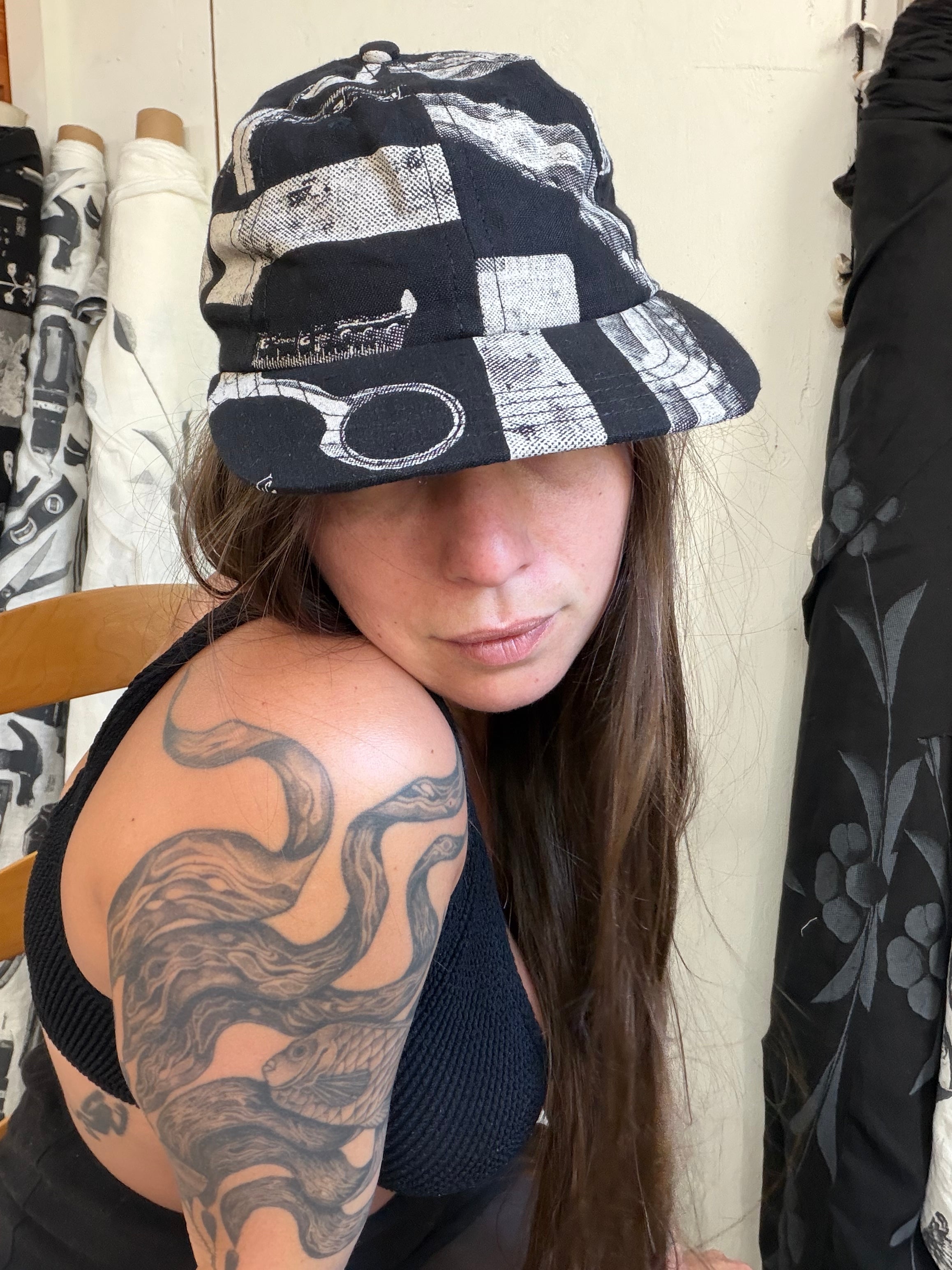 Dark Tool Linen Cap